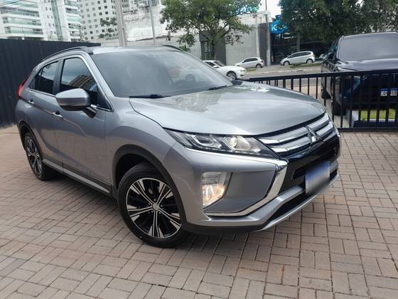 MITSUBISHI ECLIPSE CROSS 1.5 MIVEC TURBO GASOLINA HPE CVT MITSUBISHI ECLIPSE CROSS 1.5 MIVEC TURBO GASOLINA HPE CVT